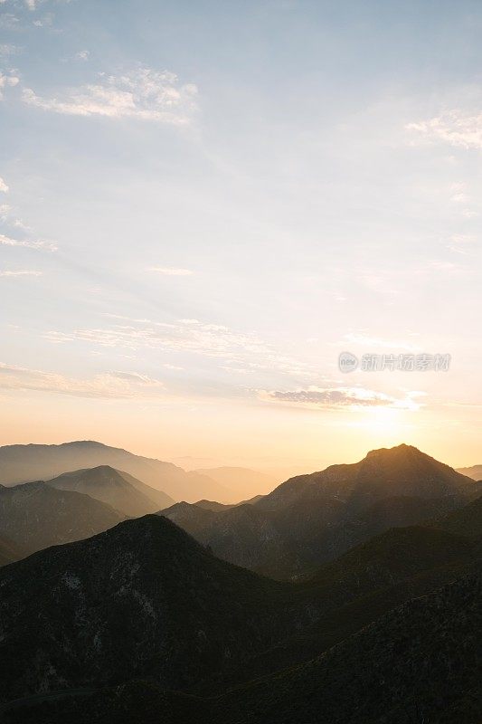 抽象背景日落剪影山景