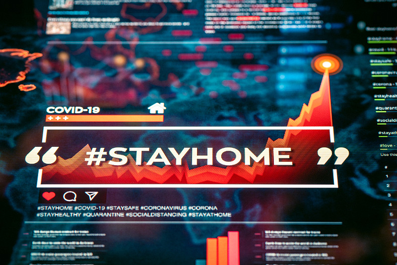 # stayhome。呆在家里，在数码屏幕上展示标签特写