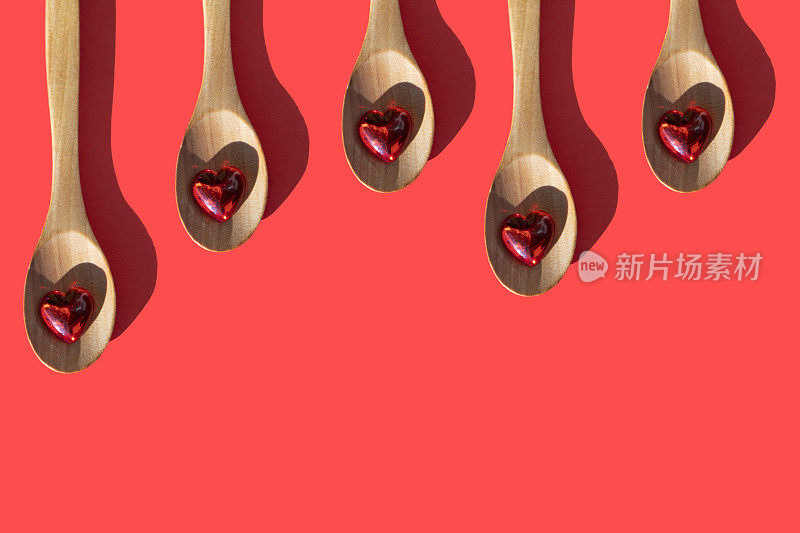 红心形状的木勺