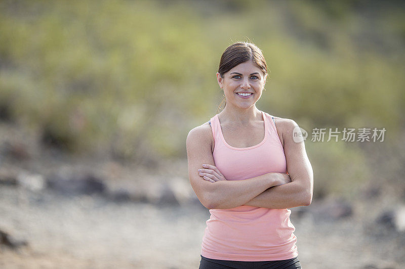 山里活跃的女人