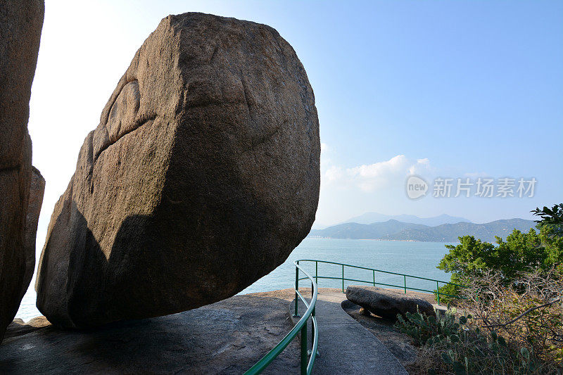 斜倚的岩石，洲岛，香港