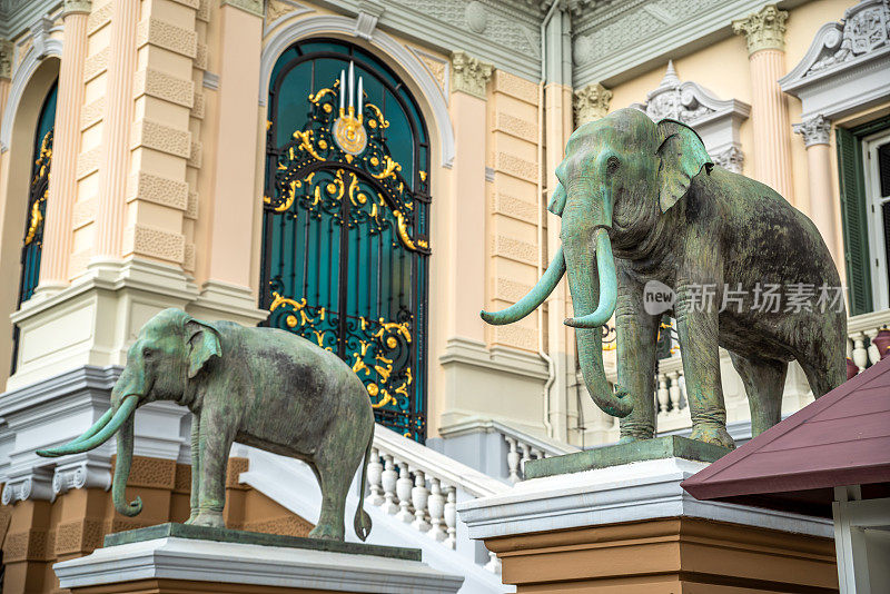 泰国曼谷，大象雕像