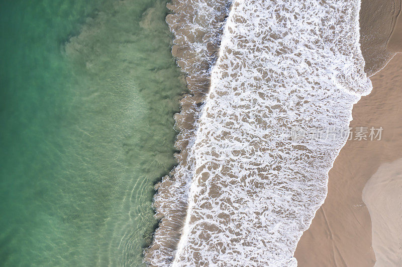 海浪的鸟瞰图