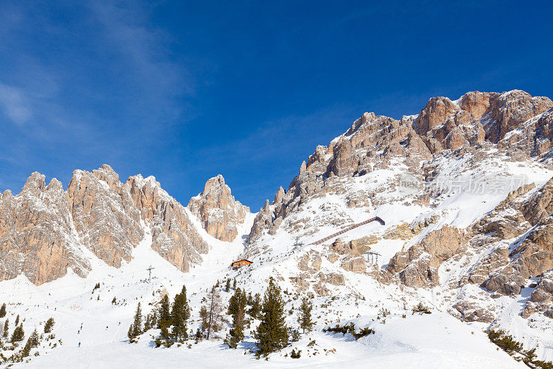 在科尔蒂纳丹佩佐Dolomites的观点