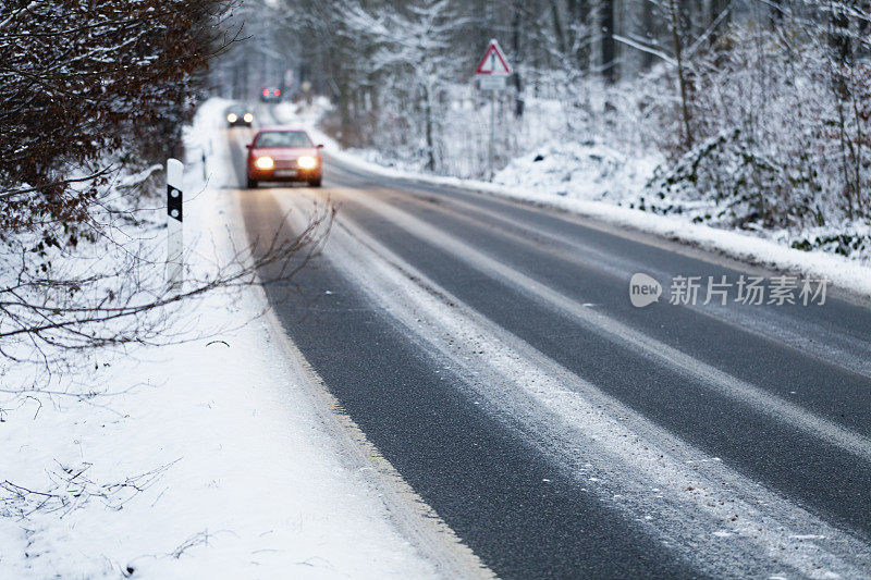 冬天的雪路