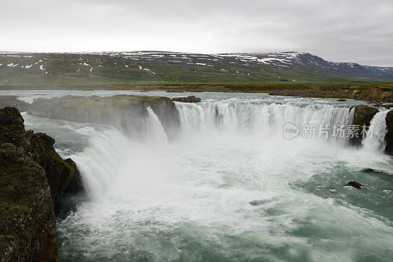 冰岛的Godafoss瀑布