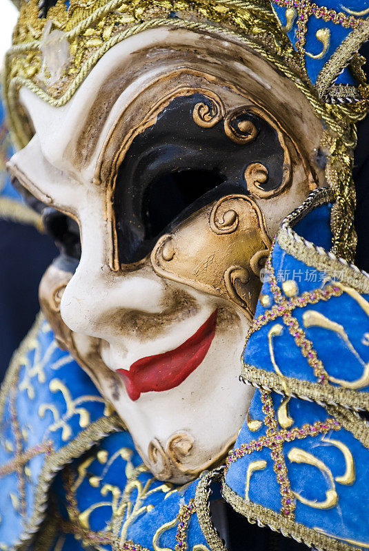 在威尼斯出售狂欢节面具