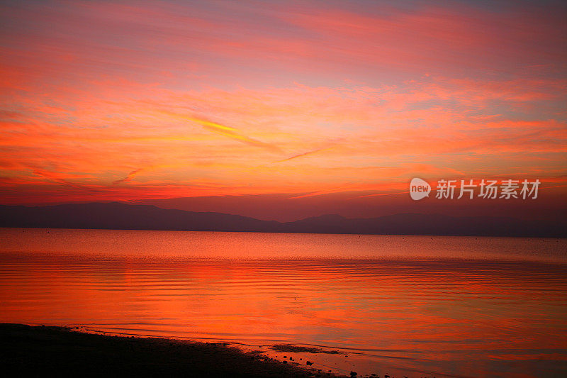 太浩湖的日出