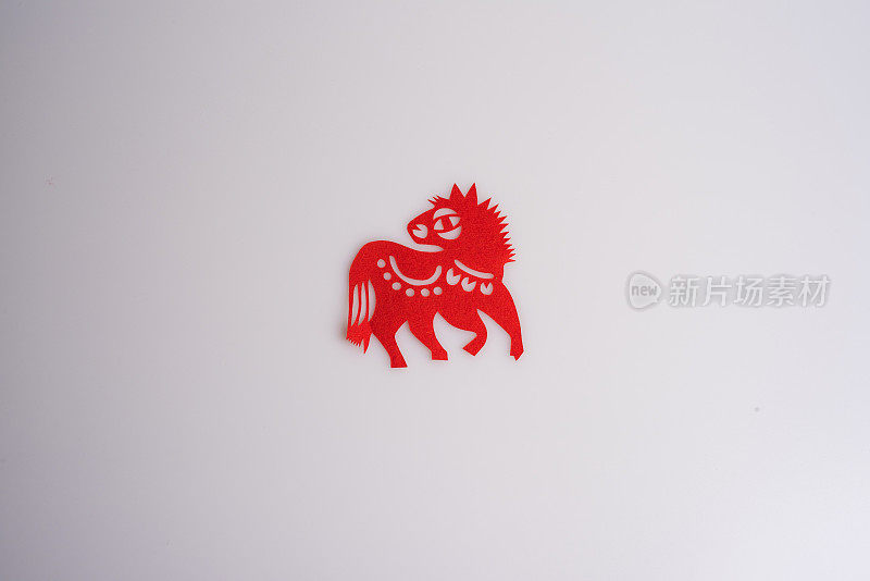 剪纸剪纸的中国生肖动物-马