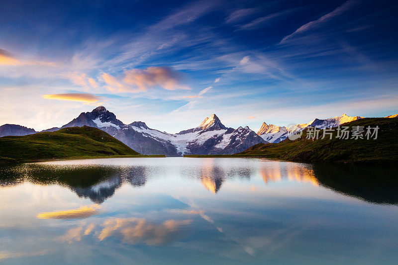 地点:瑞士阿尔卑斯山，格林德瓦尔德山谷，伯恩斯高地，欧洲。美丽的世界。