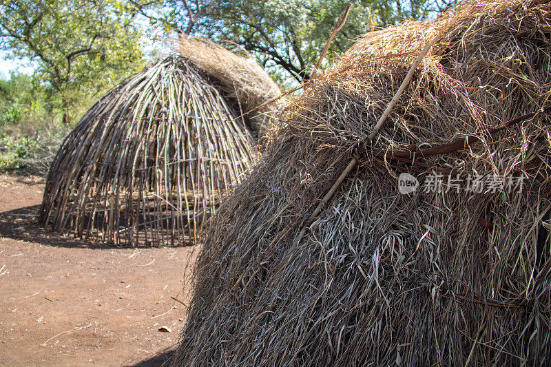 埃塞俄比亚:穆尔西小屋