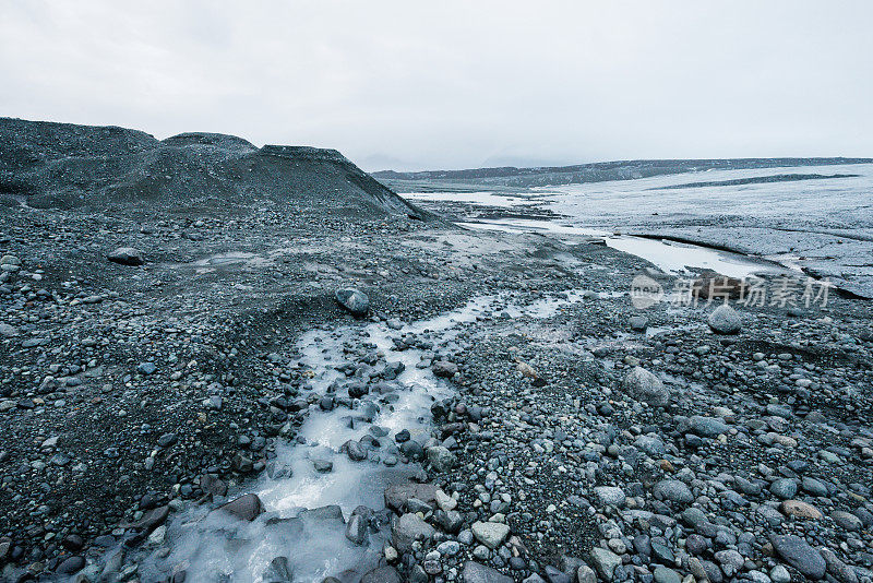 Vatnajokull冰岛火山景观在阴天