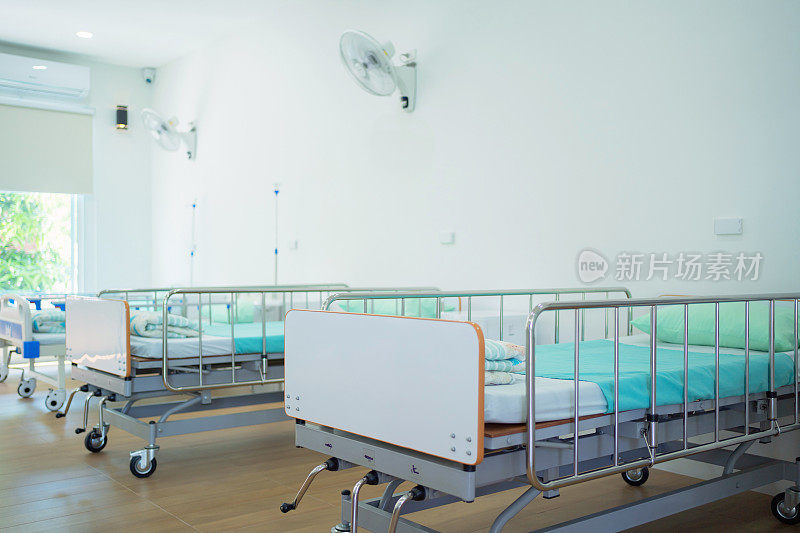 在医疗保健理念中，疗养院病房空床位与病房空床位相结合