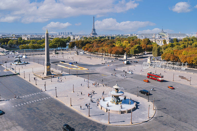 法国巴黎协和广场鸟瞰图，夏末