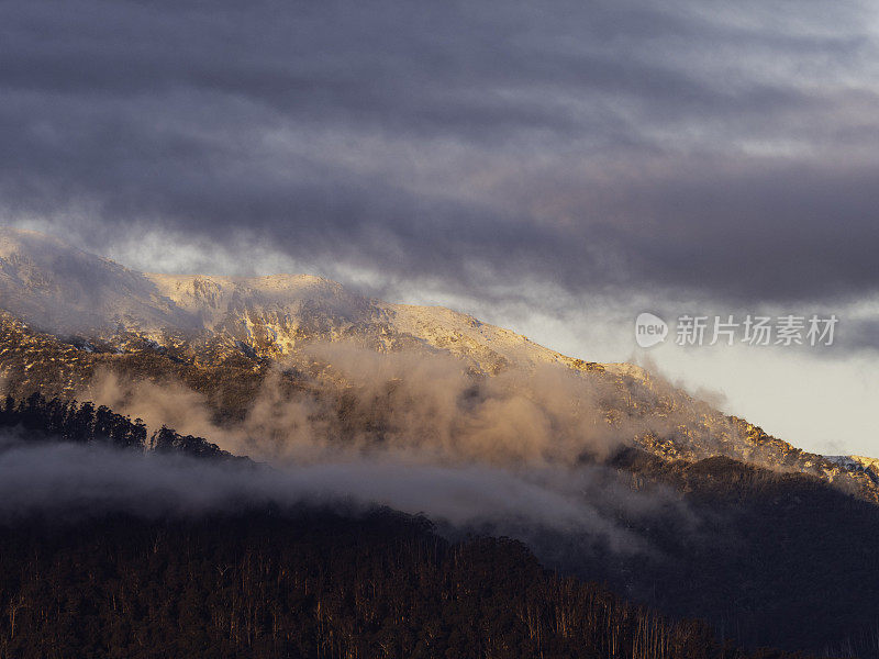 雪山