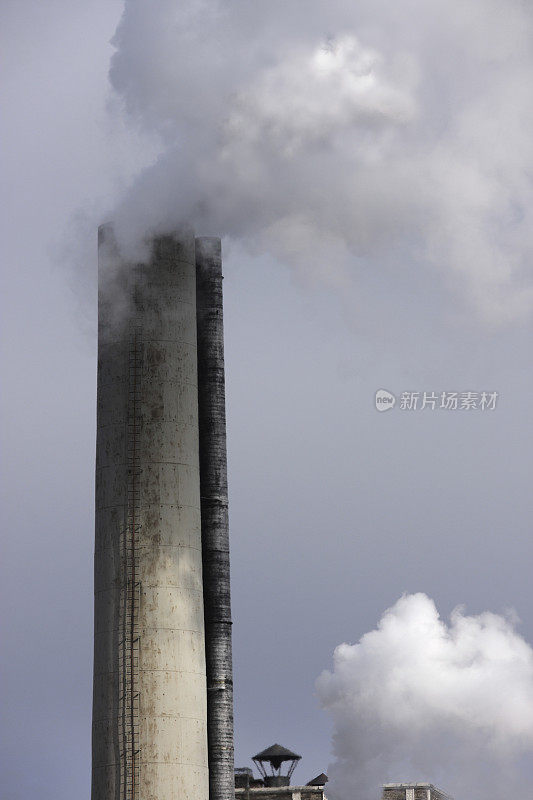 工厂烟囱污染