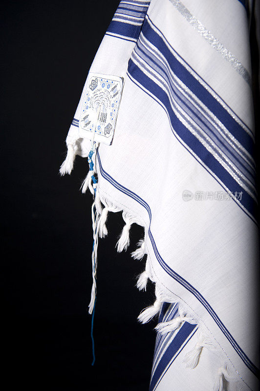 塔利特与翼和Tzitzit祈祷披肩