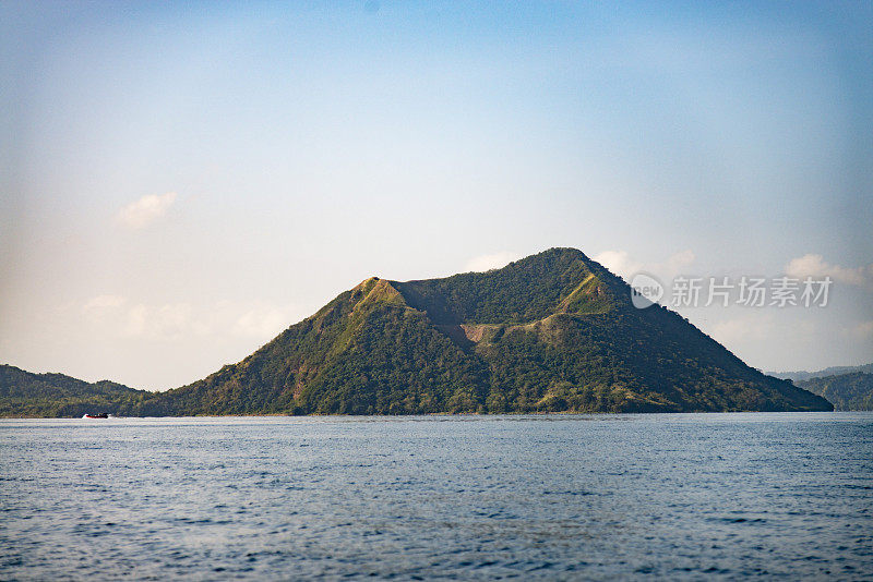 菲律宾塔阿尔火山岛