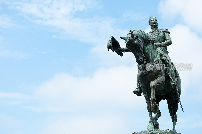 国王威廉二世的骑马雕像，海牙，复制空间