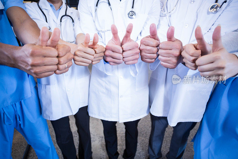 医疗小组都竖起了大拇指