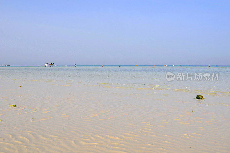 伊朗波斯湾基什岛美丽的海滩风景
