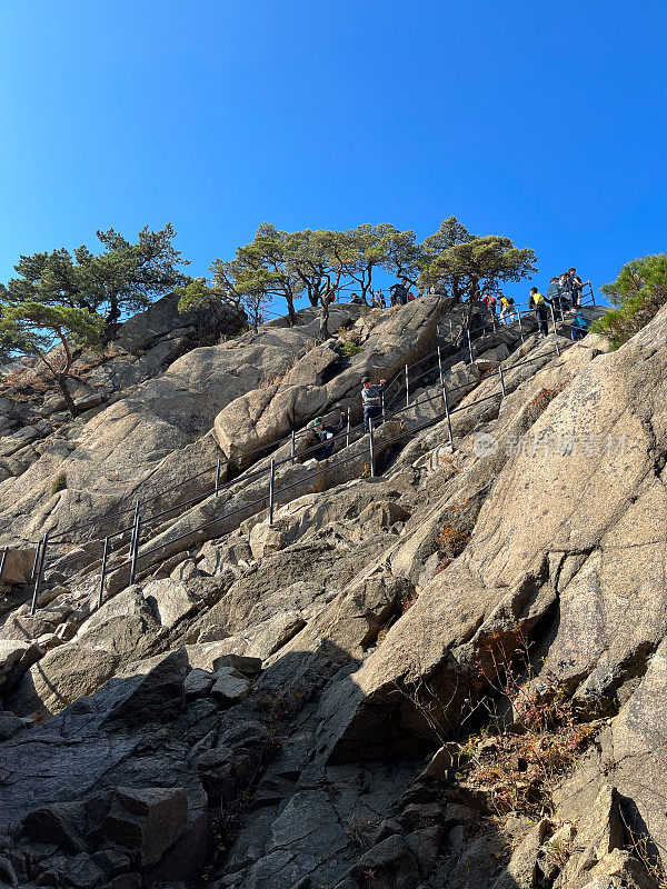 秋天的首尔道峰山