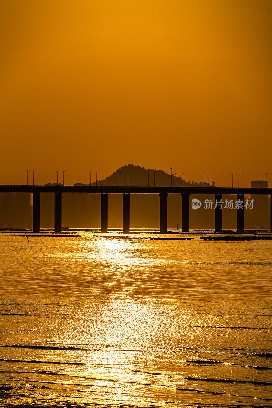 流浮山及海岸景色