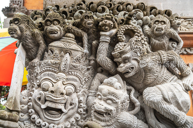 巴厘岛的传统石雕