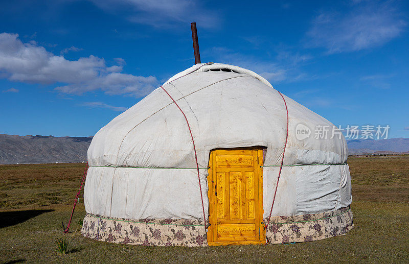 蒙古西部设计华丽的哈萨克蒙古包