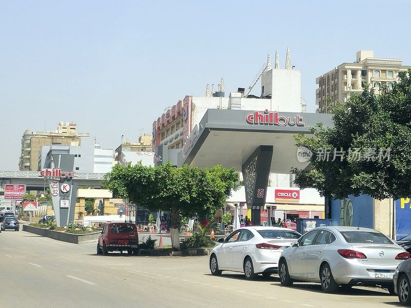 Chillout天然气和加油站，位于埃及纳斯尔市，加油站内有商店和餐馆，位于开罗塔亚兰街的K圈