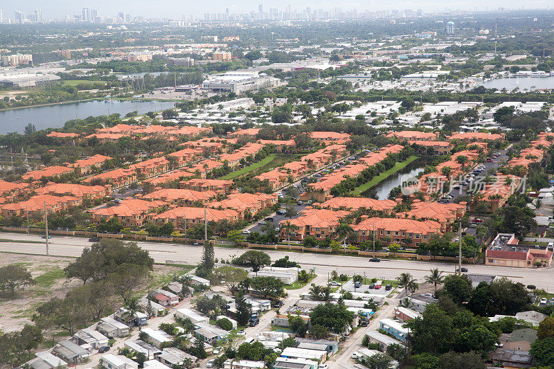 佛罗里达州劳德代尔堡住宅区鸟瞰图