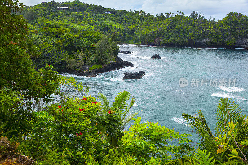 夏威夷风景优美的海岸线