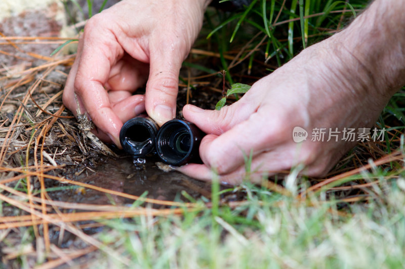 冬天从浸水软管中排水。