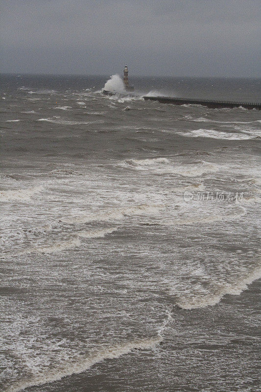 北海波涛汹涌