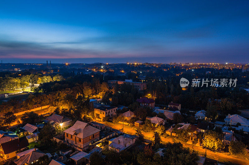 鸟瞰城市夜景