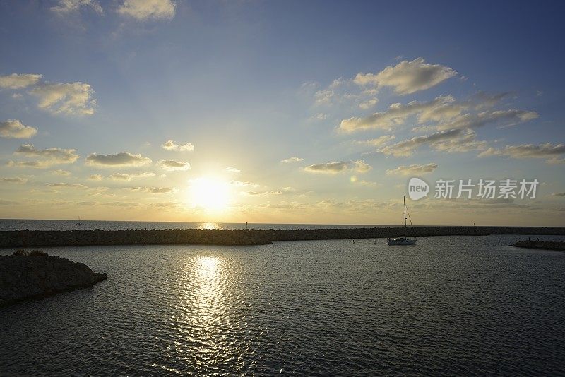 海上日落