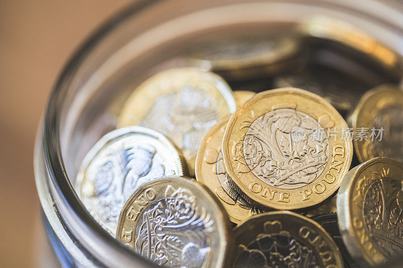 新的2017英国一英镑硬币