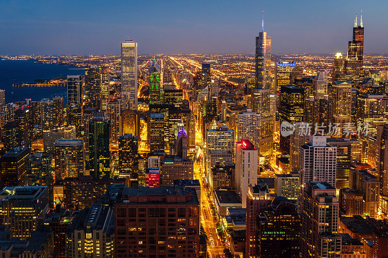 美丽的芝加哥城市夜景照明