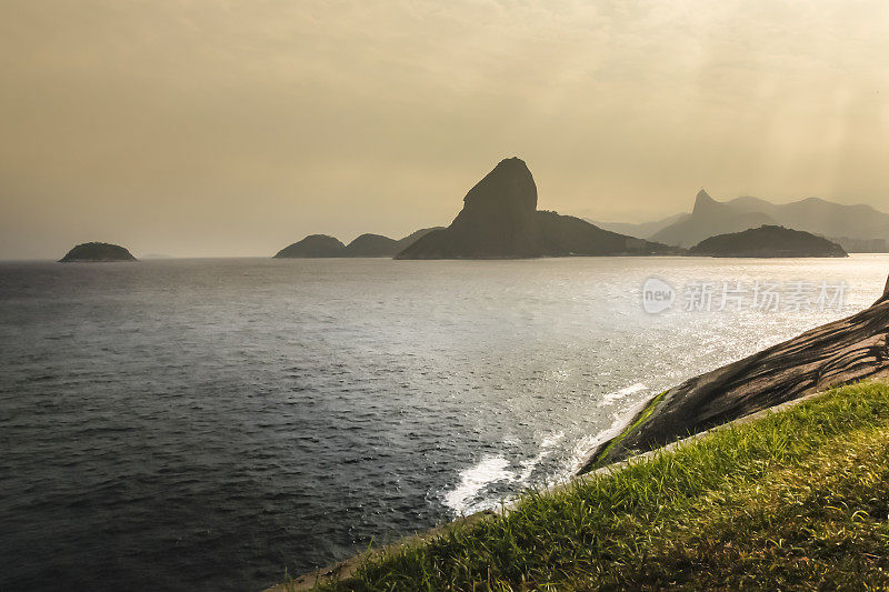 来自瓜纳巴拉湾的里约热内卢美景