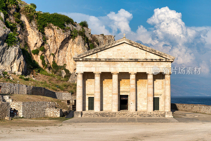 希腊科孚岛的古希腊神庙