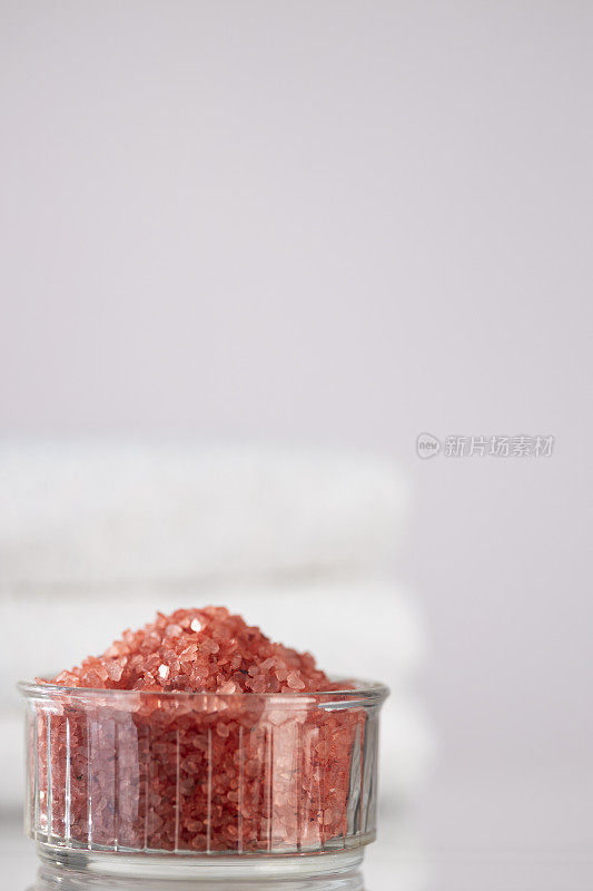 red_rosy_bath_salt