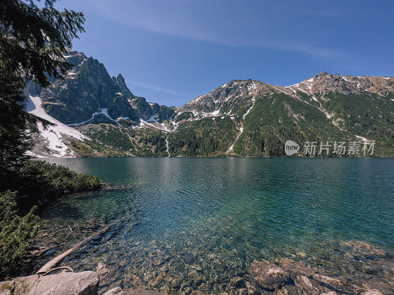 莫斯基·奥科，海眼。波兰小波兰省扎科帕内的波兰风景。马洛波尔斯基省的塔特拉山脉。岩石和山脉，国家公园摄影。