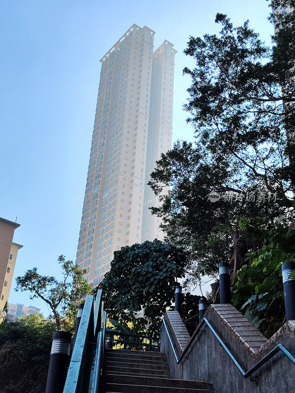 香港岛半山的高层公寓