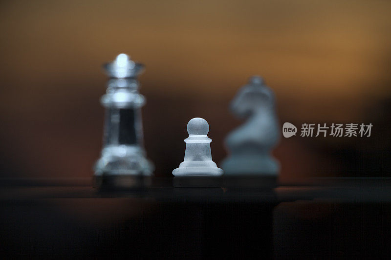 象棋游戏中的棋盘和棋子