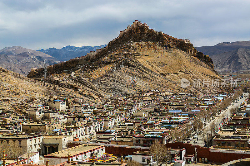 西藏