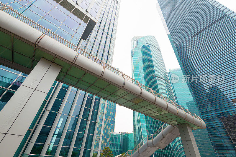 上海大都市的现代化办公大楼
