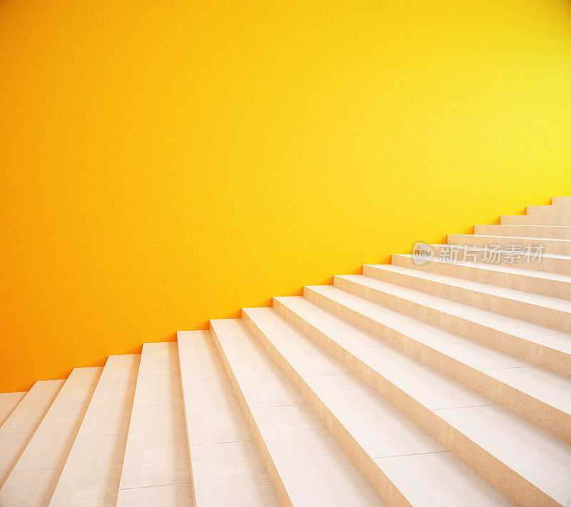 空白的黄色墙壁和楼梯