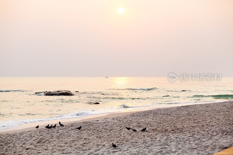 华欣海滩的日出