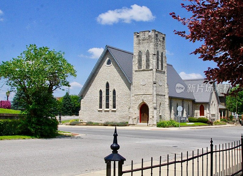 印第安纳州洛根斯波特的三一圣公会教堂