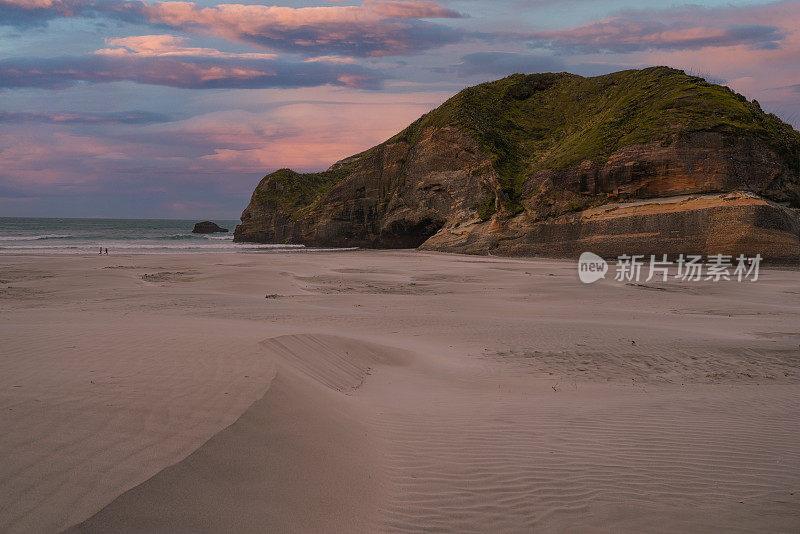 沙丘，瓦拉里基海滩，金湾，新西兰